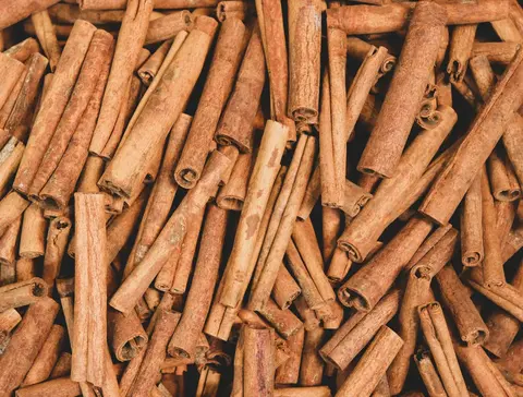 Cinnamon Export from India: Premium Ceylon & Indian Cinnamon for Food, Beverage and Spice Industries